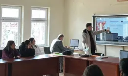 Trabzon’da devlet okulunda Ülkü Ocakları tanıtımı yapıldı!