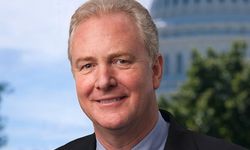 ABD'li Senatör Van Hollen'den, SDG Genel Komutanı Mazlum Abdi’ye telefon