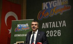 Bakan Tekin: Türkiye'de kimse kimsenin kılık kıyafetiyle uğraşmıyor