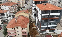 Ankara'da istinat duvarı çöktü, 4 apartman tahliye edildi