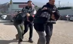 Sosyal medyadan tanıştıkları kızı bağlayıp tecavüz ettiler