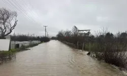 Çanakkale'de sağanak hayatı olumsuz etkiledi