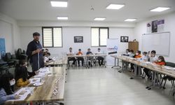 Çankaya’da çocuklar için renkli karne şenliği