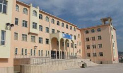 'Kâbe’de hacılar Hu der' zil sesini şikayet eden veli ifadeye çağrıldı!