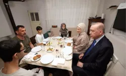 Cumhurbaşkanı Erdoğan, iftarda Kayacık ailesinin misafiri oldu