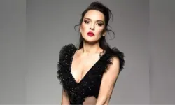 Demet Akalın saçlarını boyattı, sosyal medyadan beğeni yağdı!