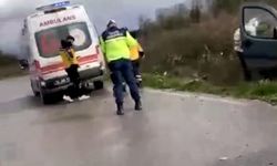 İki araç kafa kafaya çarpıştı: 1 ölü, 4 yaralı