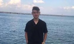 Annesiyle tartışan üvey babasını öldüren 17 yaşındaki genç tutuklandı