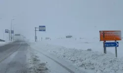 Kayseri-Erciyes kara yolu trafiğe kapatıldı
