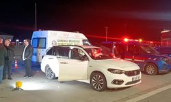 Park halindeki otomobilde erkek cesedi bulundu