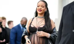 Ünlü şarkıcı Rihanna'nın evine silahlı saldırı!