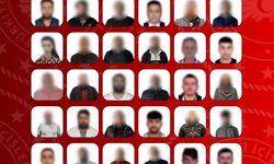 Kırmızı bültenle aranan 41 kişi Türkiye'ye iade edildi