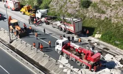 TEM'de trafik kazası; İstanbul yönü trafiğe kapatıldı