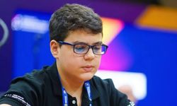 Yağız Kaan Erdoğmuş satranç performansıyla büyüledi