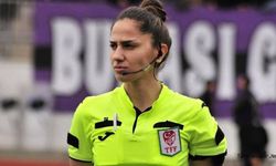 Süper Lig tarihinde bir ilk: Kadın orta hakem görev yapacak!