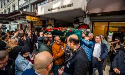 Gazeteci Burcu Yanar, son yolculuğuna uğurlanıyor