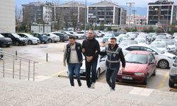 Çaldığı TIR’la gittiği eski sevgilisinin evinden laptop çaldı!