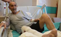 Lavabo giderini açmak isteyen adam bacağını yaktı!