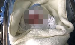 Dolmuşta doğum yapan kadın, hastanede bebeğini bırakarak kaçtı!