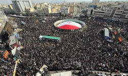 İsrail'in saldırısında hayatını kaybeden Laricani için cenaze töreni