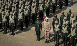 İran Devrim Muhafızları, İsrail ve ABD'ye misilleme saldırısı başlatacağını duyurdu