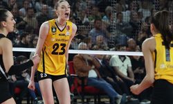 Kupa Voley'de Eczacıbaşı Dynavit 3-1 yenen VakıfBank şampiyon oldu