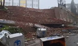 Maltepe'de ortaokulun istinat duvarı çöktü!