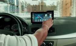 Bakan Çiftçi'den multimedya ekran açıklaması: 'Bir an önce söktürün'