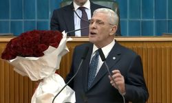 Müsavat Dervişoğlu’ndan Erdoğan’a 308 gül hediyesi!