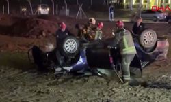 Ankara'da otomobil, bariyerlere ve direğe çarpıp takla attı: 1 ölü