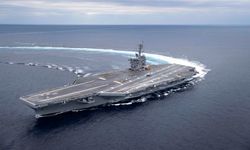 İran: 'ABD'nin uçak gemisini hedef aldık, geri gelirse yine vururuz'