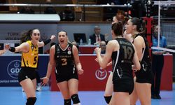 VakıfBank, seyircisi önünde Final-Four bileti arıyor