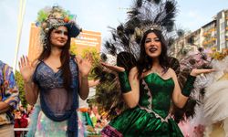 Portakal Çiçeği Karnavalı’na 1 milyondan fazla kişi katıldı