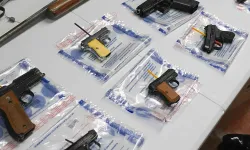 Adli emanetten silah çaldığı öne sürülen katibe 21 yıl hapis talebi