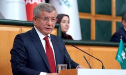 Davutoğlu'ndan ekonomi uyarısı: Şirketlerimizi sudan ucuz hale getirdiniz