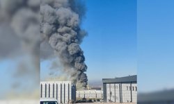 Ankara'da boya fabrikasında yangın!