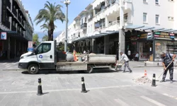 Antalya'da Kemer Liman Caddesi'nde bakım ve onarım