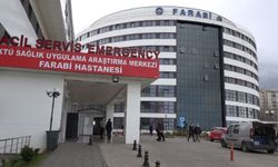 Kavgada bıçakladıkları adamı hastanede tabancayla vurdular!