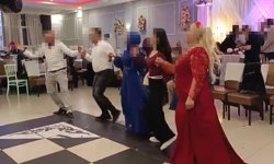 Boşanma aşamasındaki eşinin altınlarıyla sevgilisine düğün yaptı!