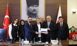 Keçiören Belediyesi’nde Başkanlık Koltuğu şehit oğluna emanet edildi