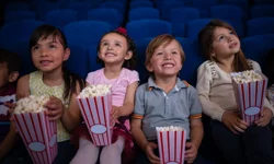 Bakan Ersoy duyurdu! 23 Nisan'da sinema biletlerine indirim!