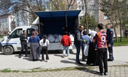 İhtiyaç sahiplerine patates desteği ile dayanışma büyüyor