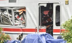Endonezya'da tren kazası: 14 ölü, 84 yaralı
