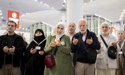 İlk hac kafilesi kutsal topraklara uğurlandı