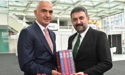 AKK’nin ‘Seyir Defteri’ Bakan Ersoy’a takdim edildi