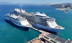 Kuşadası'na kruvaziyerle 4 bin 600 turist geldi