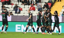 Konyaspor, Antalyaspor'u devirerek çıkışını sürdürdü