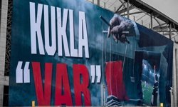 Beşiktaş’tan derbi sonrası pankartlı 'VAR' tepkisi