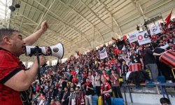 Gençlerbirliği taraftarından maden işçilerine destek