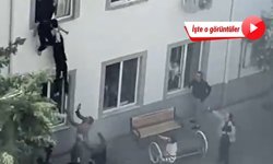 Kahramanmaraş'ta okula yapılan saldırının panik anları kamerada: Öğrenciler camdan atladı!